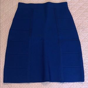 Beautiful BCBG MAXAZRIA mini pencil skirt